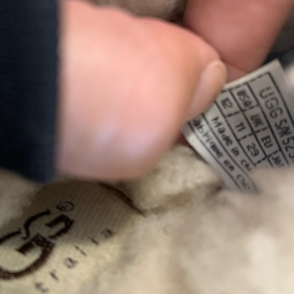 Ugg slippers - Picture 6 of 7